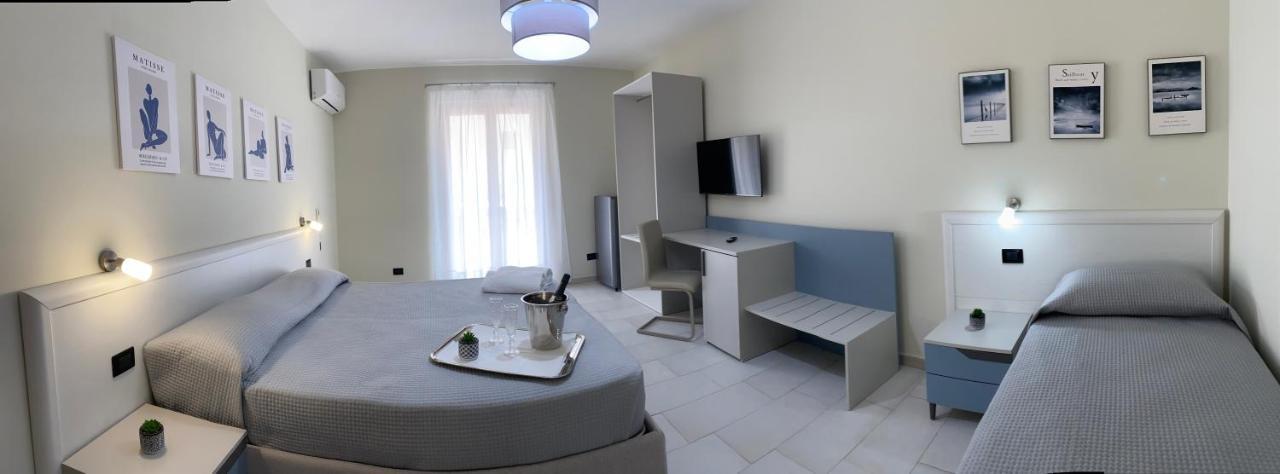 Scala Dei Turchi Palace Suites 雷阿尔蒙特 外观 照片