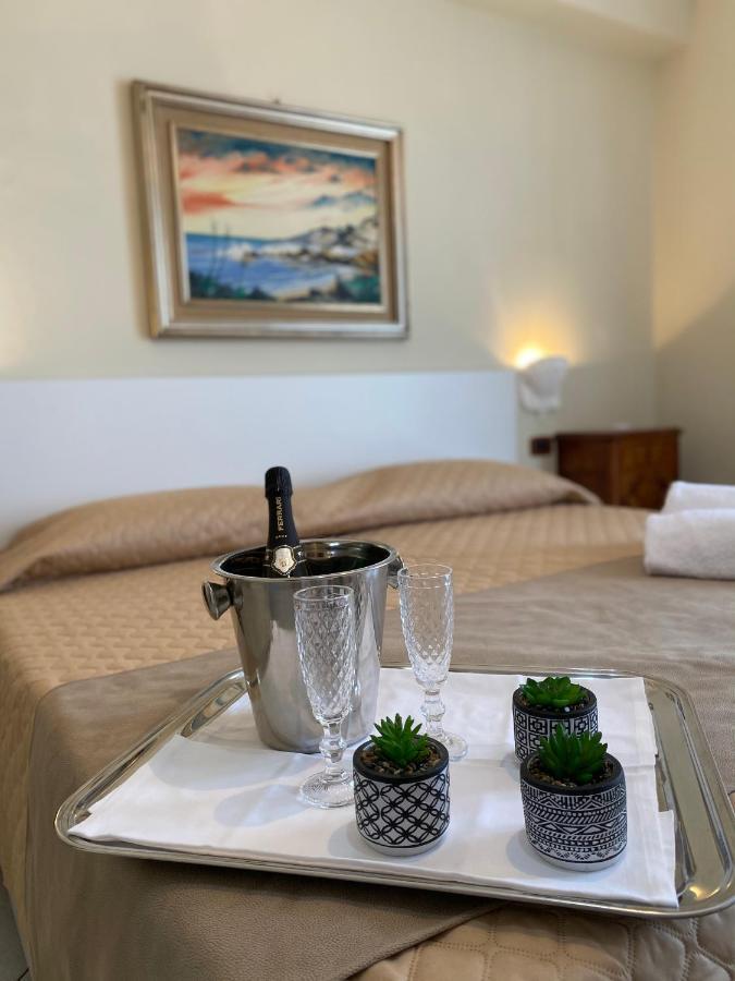 Scala Dei Turchi Palace Suites 雷阿尔蒙特 外观 照片