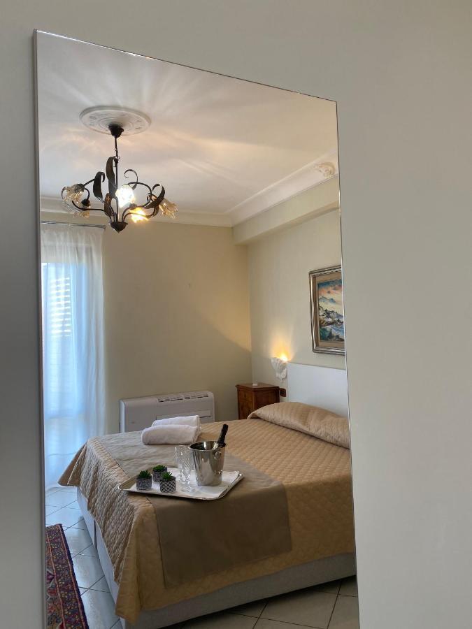 Scala Dei Turchi Palace Suites 雷阿尔蒙特 外观 照片
