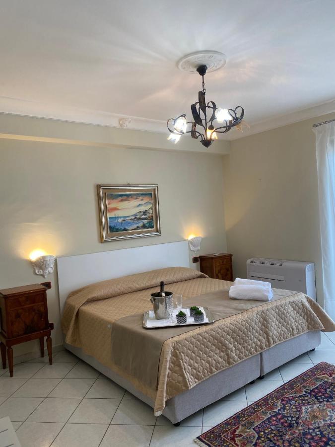 Scala Dei Turchi Palace Suites 雷阿尔蒙特 外观 照片